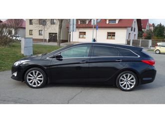 hyundai i40 1.7crdi automat premium обслужен, верига сменена