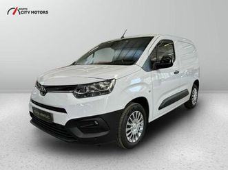 toyota proace city furgone city 1.5d 100cv s&s l1 d comfort del 2023 usata a monza