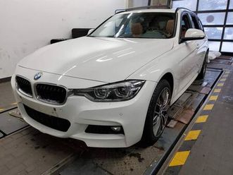 bmw 320i touring xdrive m sport **led/ahk/pano/cam**