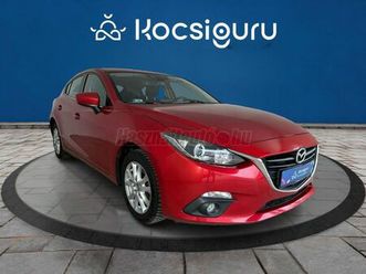 mazda 3 1.5 challenge állapotfelmérve_mo.i_2 tulaj_karbantartott_törésmentes_tempomat_fékassziszt