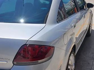 fiat linea absolute 1.9/1.8 flex dualogic 4p 2010