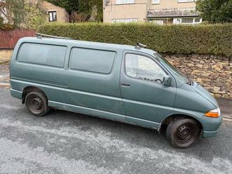 2001 toyota hiace 2.4d manual green panel van diesel manual
