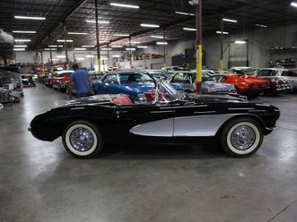 1957 chevrolet corvette dual quad