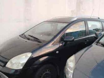 toyota - corolla verso