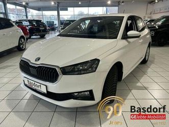skoda fabia 1.0 mpi essence led einparkhilfe klima