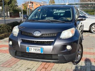 toyota urban cruiser 1.4 d-4d awd sol