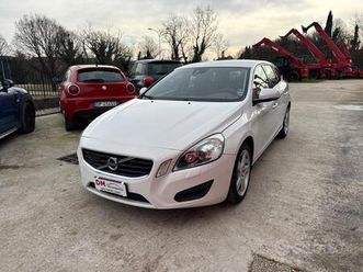 volvo v60 d3 geartronic summum