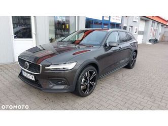 volvo v60 cross country ultimate b5 b awd