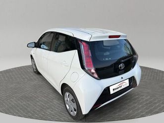 aygo 3p 1.0 x-wave m-mt