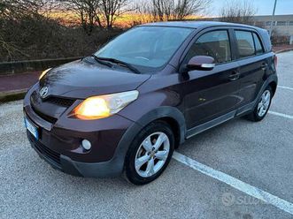 toyota urban cruiser 1.3 luxury km originali certi