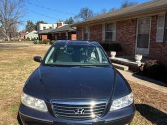 2007 hyundai azera with a v6 engine —$4,500 obo