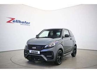 js50 sport young - servo, carplay