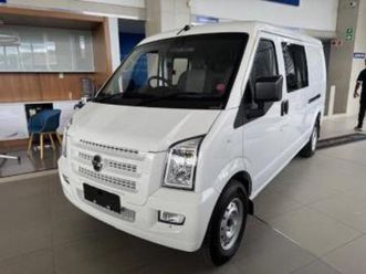 1.5 van crew bus 4-seater