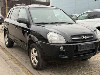 hyundai tucson 2.7 gls *automatik *ahk