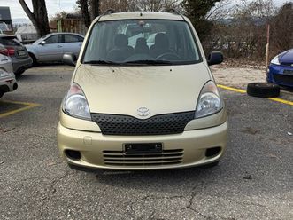 yaris verso 1.3 linea sol