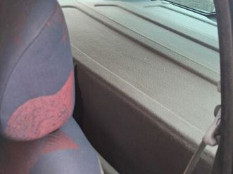 vend clio commerciale