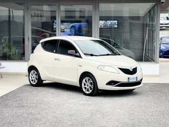 lancia ypsilon 1.3 diesel 95cv e6 neo. - 2015