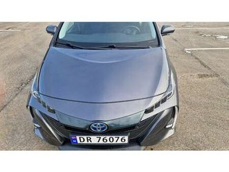 toyota prius plug-in executive nyservert | topputstyrt