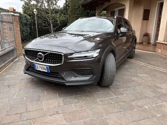 2.0 b4 plus awd auto