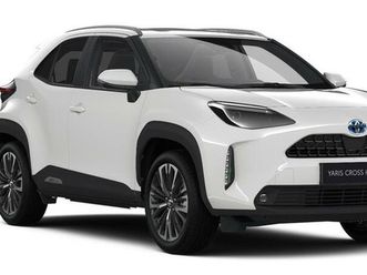 toyota yaris cross hybrid 1.5 style awd