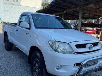 toyota hilux cs d4-d 4x4 2.5 16v 102cv tb dies. 2010