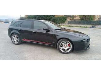 sw 1750 tbi distinctive premium pack 200cv