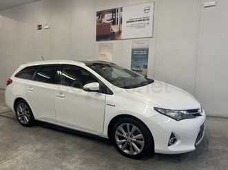 toyota auris hybrid advance touring sports