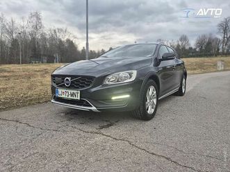 volvo v60 cross country d3 summum