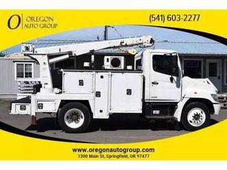 2008 hino 258 mechanics service truck w crane