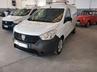 dokker stepway 1.5 blue dci 95cv + iva