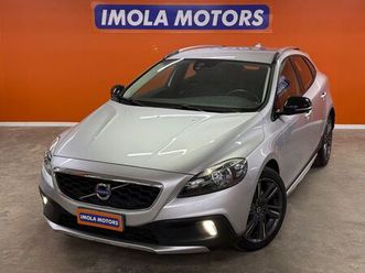 volvo v40 cross country d3 summum