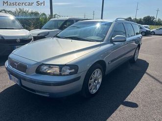 volvo v70 v70 ii 2000 2.4 d5 optima tg. ce107wr