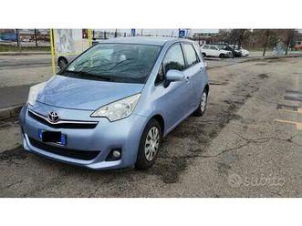 toyota verso-s 1.3 mt anno 2011