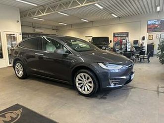 tesla model x long range awd autopilot moms