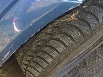 лек автомобил 700 евро с. върбина • olx.bg