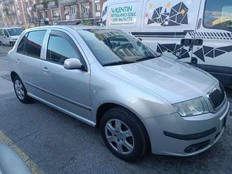 fabia 5p 1.4 16v style (ambiente) cl