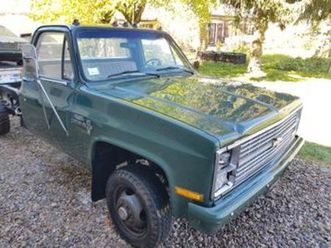 ② chevrolet k30 7.4 l 4x4 — chevrolet — 2ememain