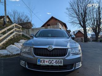 škoda superb limuzina