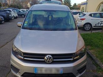 véhciule caddy maxi life 7 places - equipé tpmr - carte grise handicap