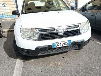 dacia duster 4700 trattabili