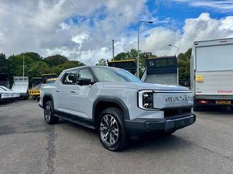 102.2kwh luxury auto 4wd 4dr