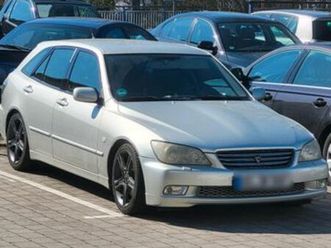 other lexus is 300 sportcross