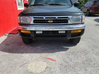 1998 nissan pathfinder le 155k miles