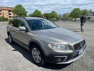 xc70 2.0 d4 momentum 181cv geartronic