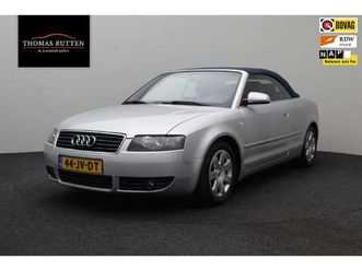 audi a4 cabriolet 2.4 v6 exclusive 2002 | elektrisch bedienbare kap | elektrisch verstelbare stoelen | lichtmetalen velgen | climate control | stuurwiel bedieni