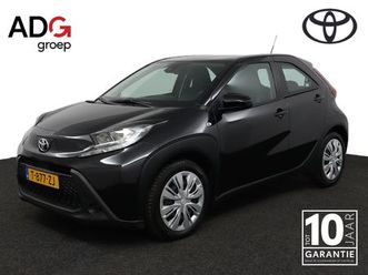 toyota aygo x 1.0 vvt-i mt play | apple carplay | android auto | achteruitrijcamera | adaptieve cruise control |