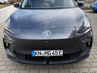 64 kwh luxury long range luxury