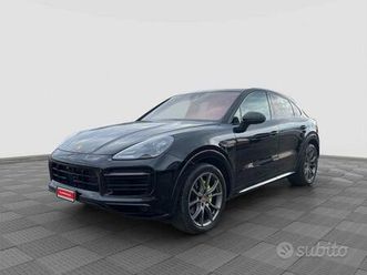 porsche cayenne coupé coupé 3.0 v6 e-hybrid pla