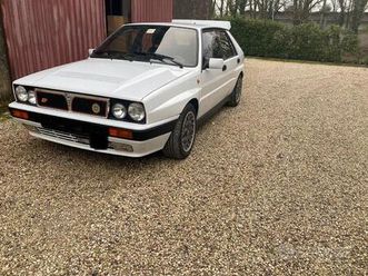 lancia delta integrale 16v