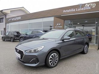 hyundai i30 wagon 1.4 t-gdi style°multimedija°dab°plus°rg°1.lastnik